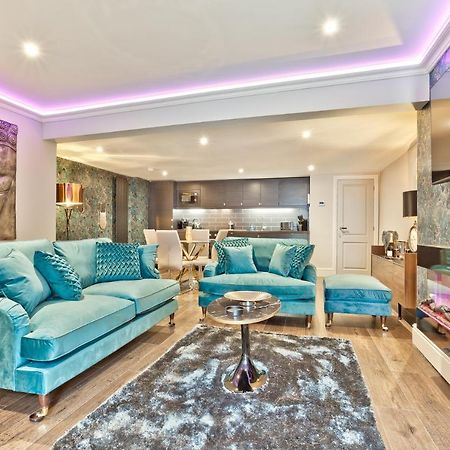 The Mews Boutique Deluxe Apartments, Sleep 2-6 People , Central Location, Free Parking Windermere Exteriör bild