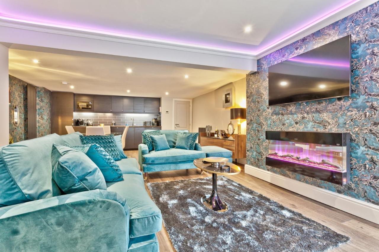 The Mews Boutique Deluxe Apartments, Sleep 2-6 People , Central Location, Free Parking Windermere Exteriör bild